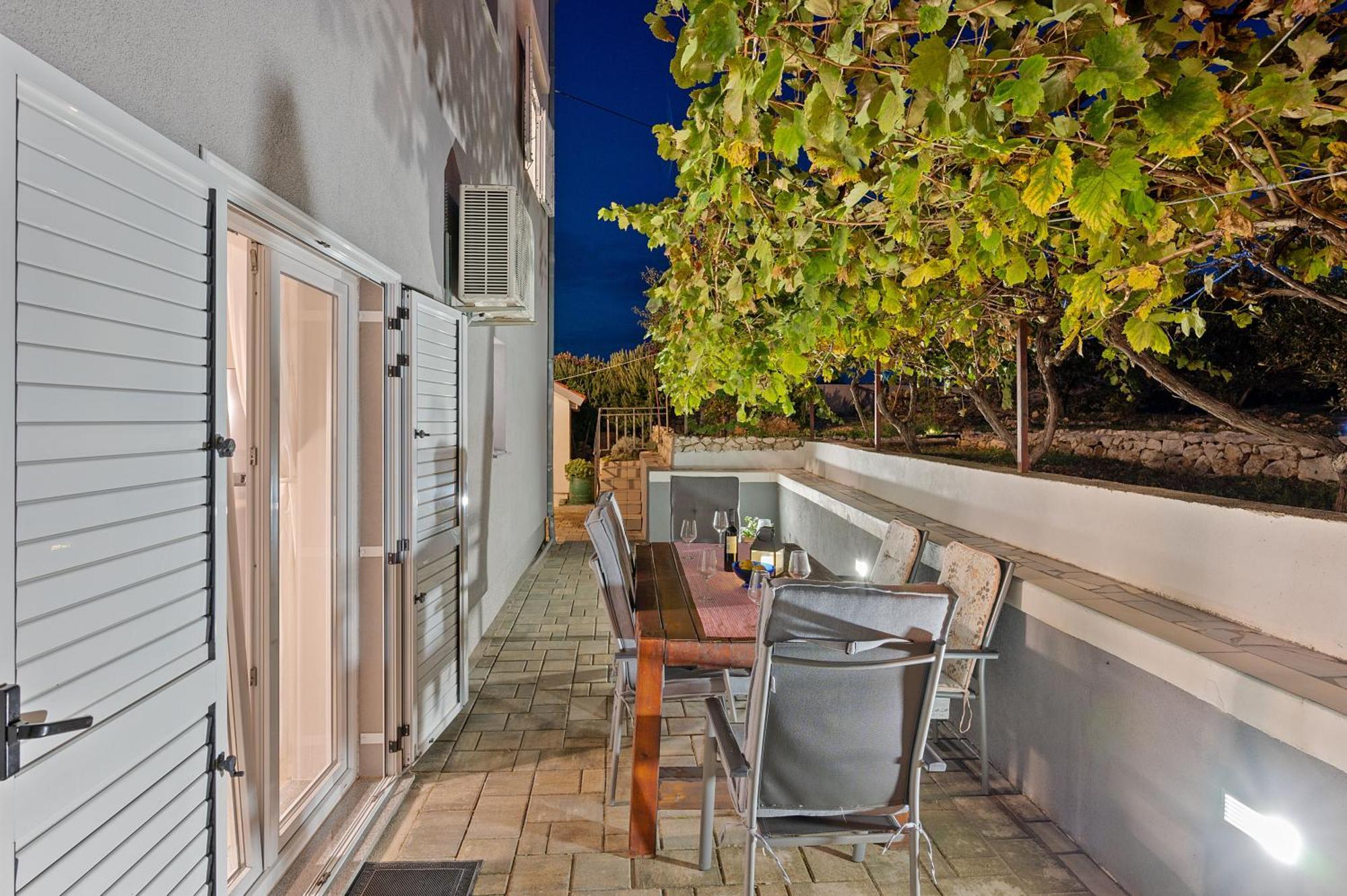 Family House Sonja Villa Sevid ภายนอก รูปภาพ