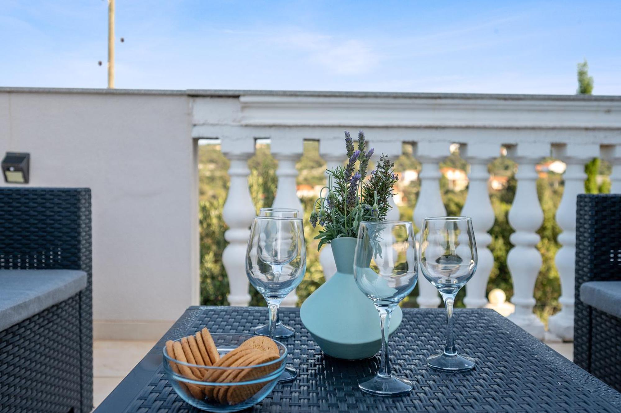 Family House Sonja Villa Sevid ภายนอก รูปภาพ