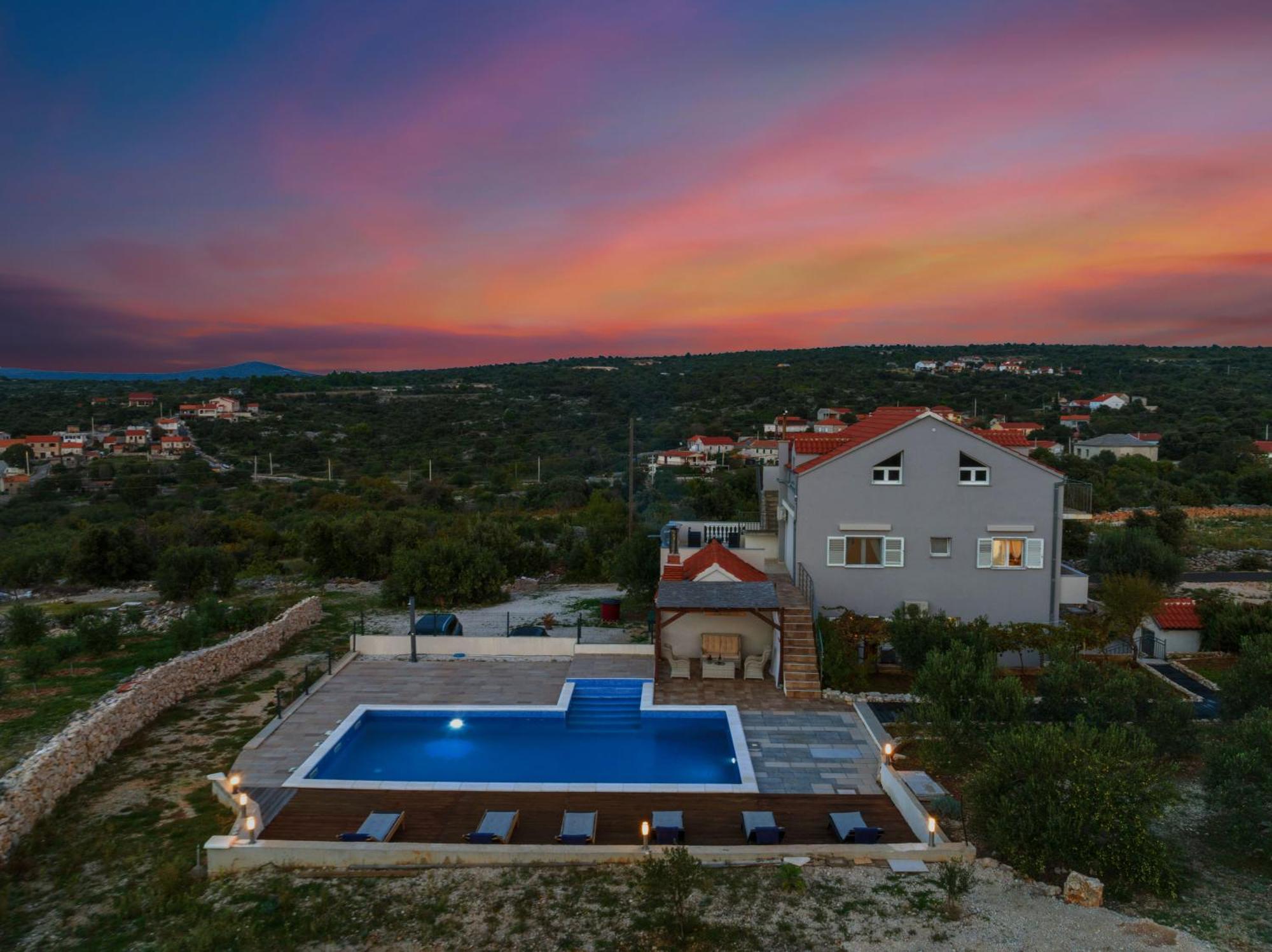 Family House Sonja Villa Sevid ภายนอก รูปภาพ